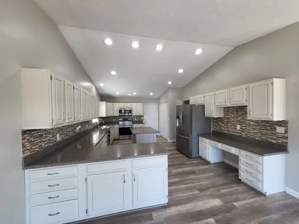 $699,900 | 1331 Heidi Haven Drive, Lawrenceburg, IN 47025