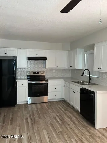 $1,255 | 2416 West Augusta Avenue, Unit 4, Phoenix, AZ 85021