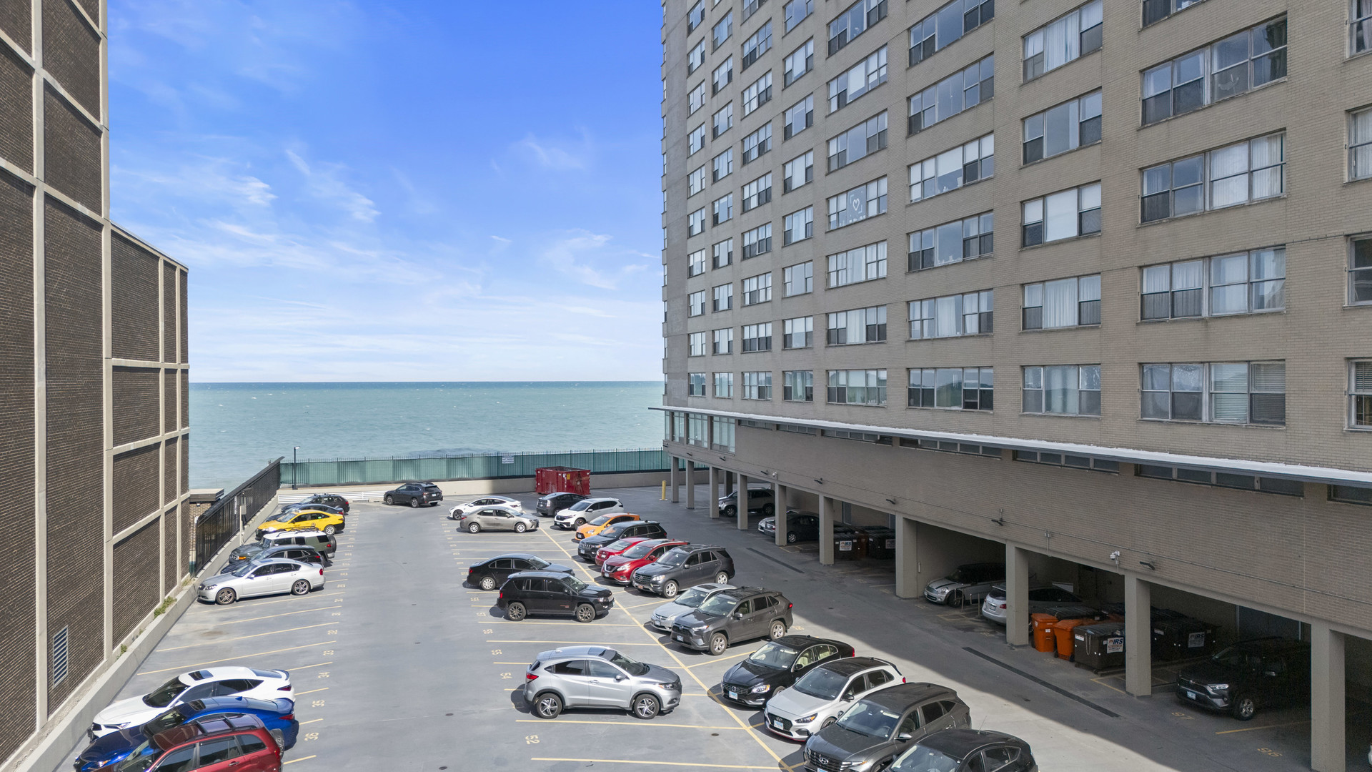 6301 North Sheridan Road, Unit 12C Chicago, IL 60660 - Photo 27 of 32