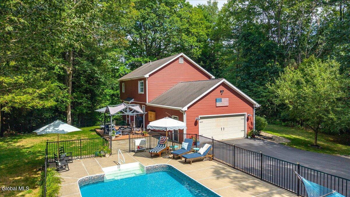 38 Thunderbird Drive Queensbury, NY 12804 - Photo 15 of 60 046-38 Thunderbird Dr-46