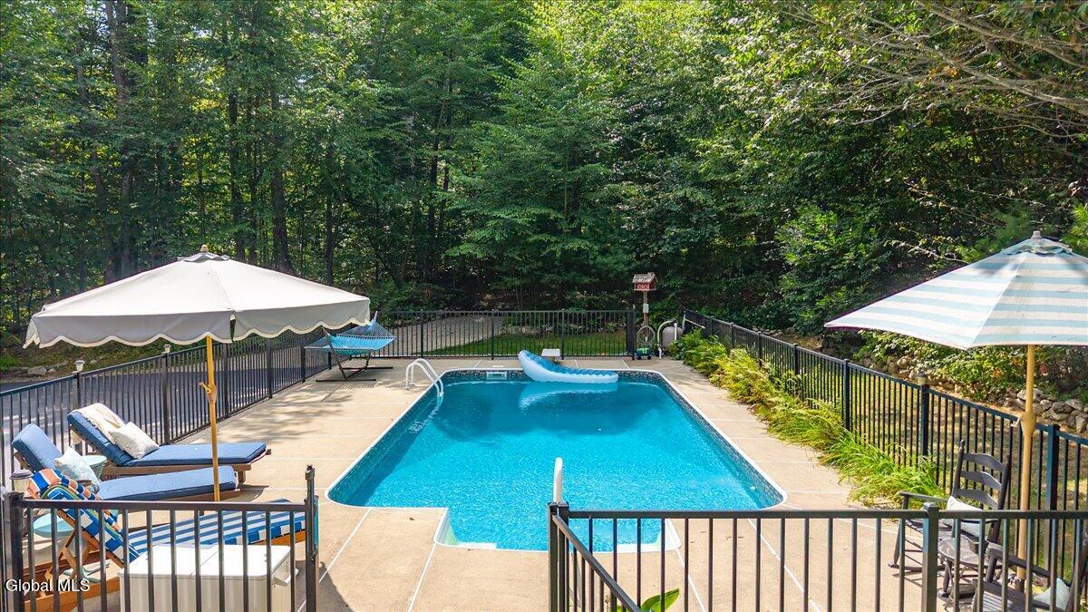 38 Thunderbird Drive Queensbury, NY 12804 - Photo 17 of 60 048-38 Thunderbird Dr-48