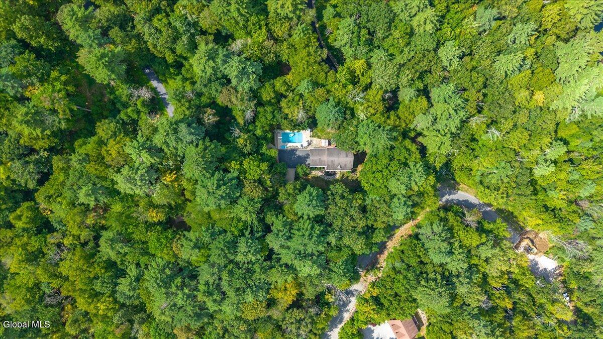 38 Thunderbird Drive Queensbury, NY 12804 - Photo 21 of 60 055-38 Thunderbird Dr-55