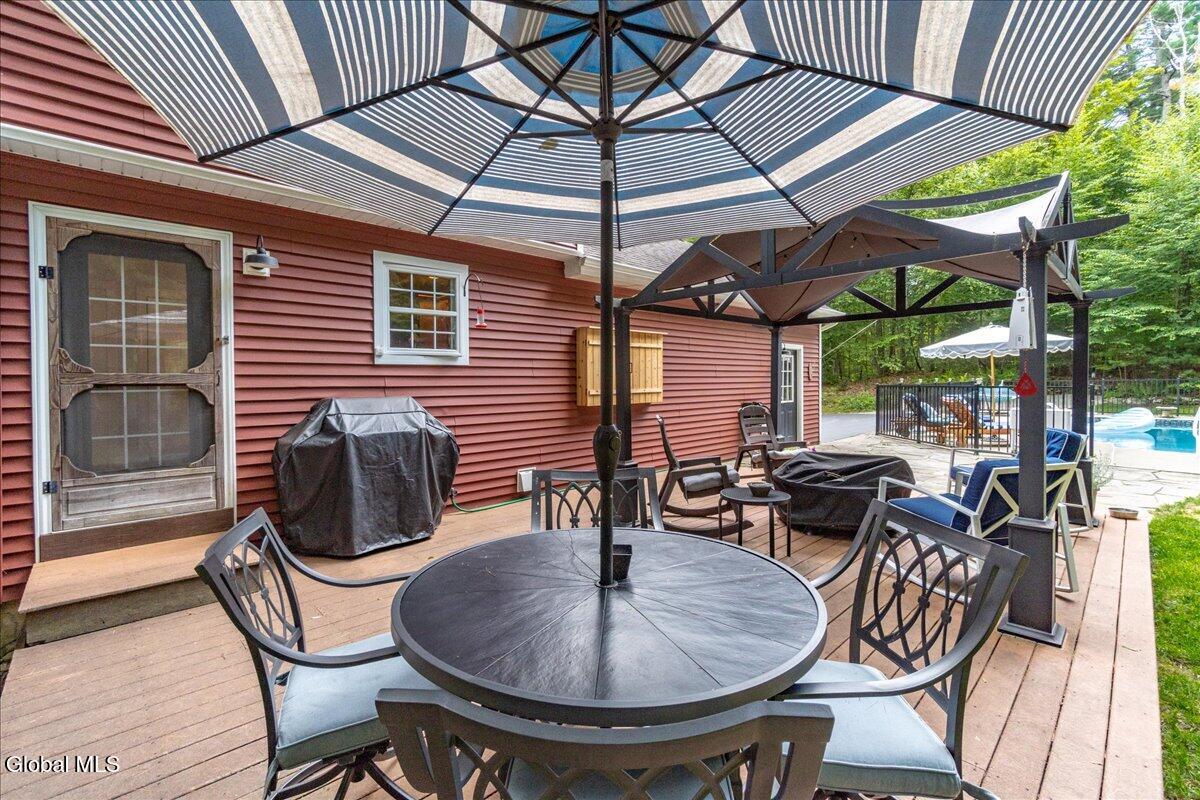 38 Thunderbird Drive Queensbury, NY 12804 - Photo 6 of 60 023-38 Thunderbird Dr-23