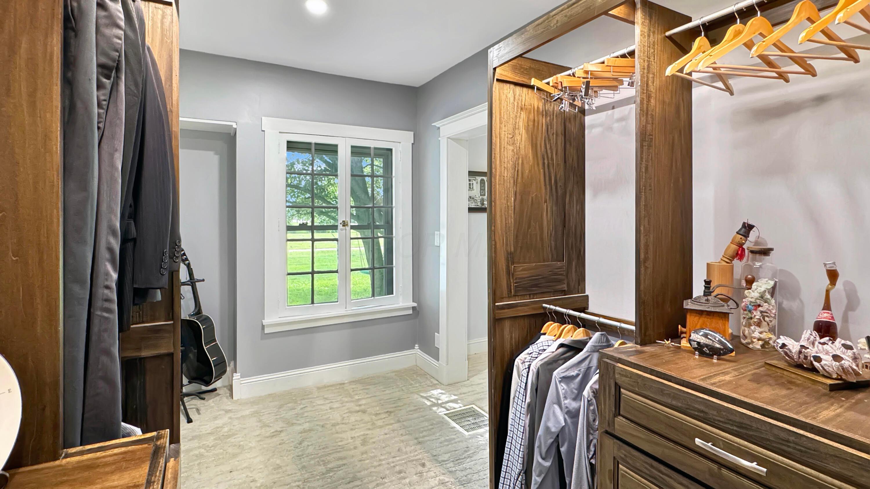489 Heath Road Heath, OH 43056 - Photo 18 of 37 1st Floor Walk-in Closet