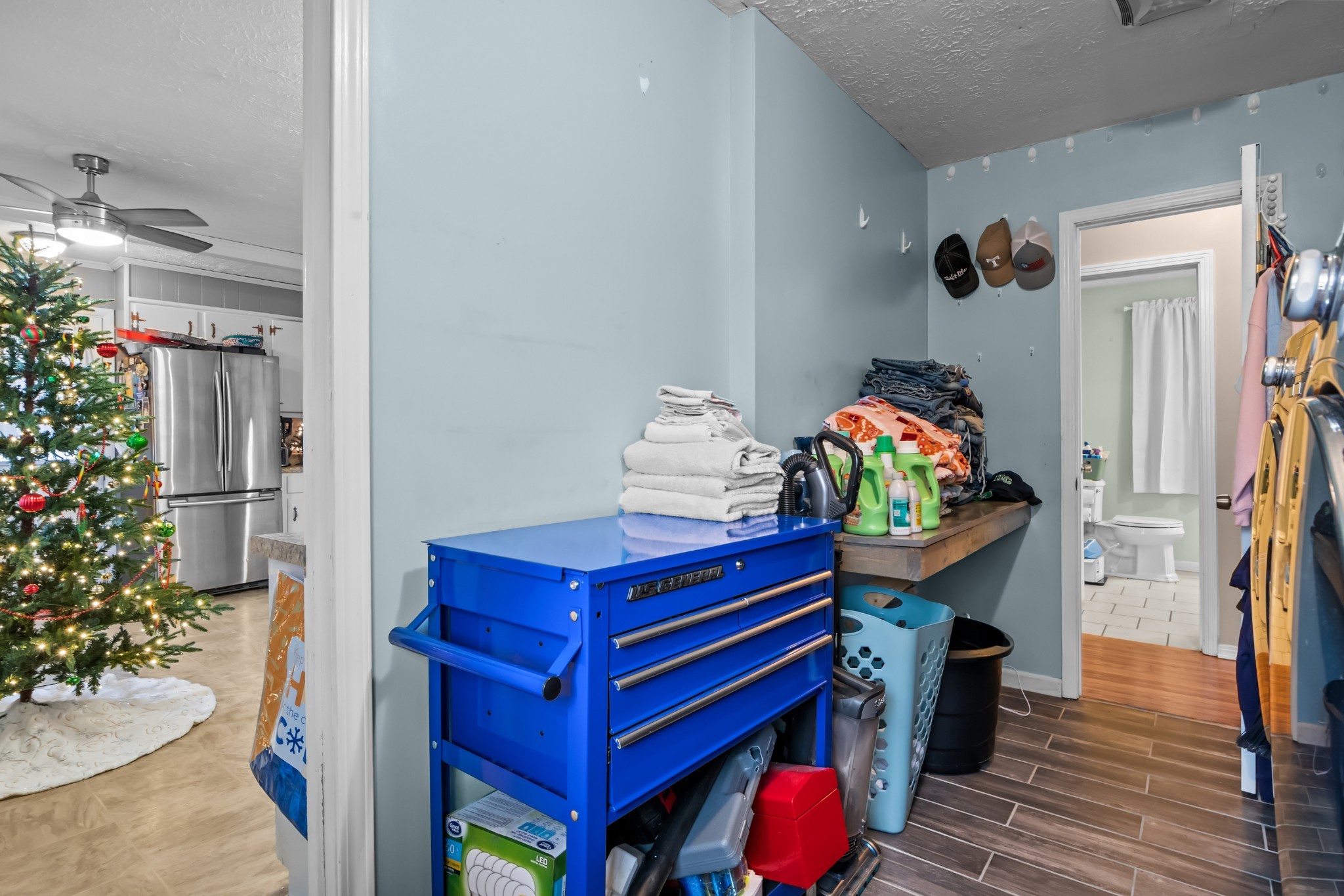 58 Florence Street McEwen, TN 37101 - Photo 20 of 20 a room with furniture and wooden floor