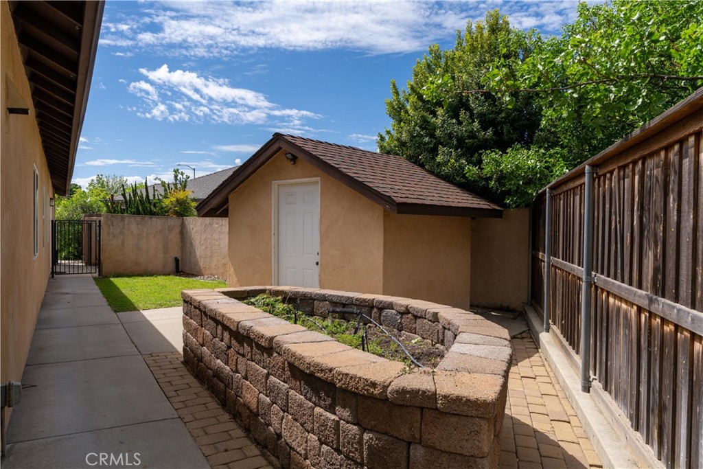 39 Redeemers Loop Chico, CA 95973 - Photo 51 of 55 a view of outdoor space and yard