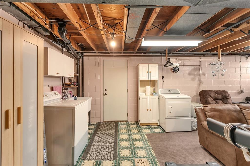2054 Noblestown Road Pittsburgh, PA 15205 - Photo 18 of 26 Gallery Image 18