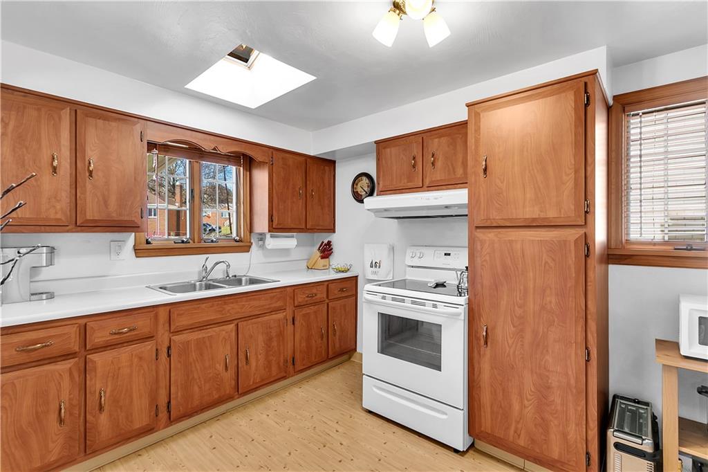 2054 Noblestown Road Pittsburgh, PA 15205 - Photo 9 of 26 Gallery Image 9