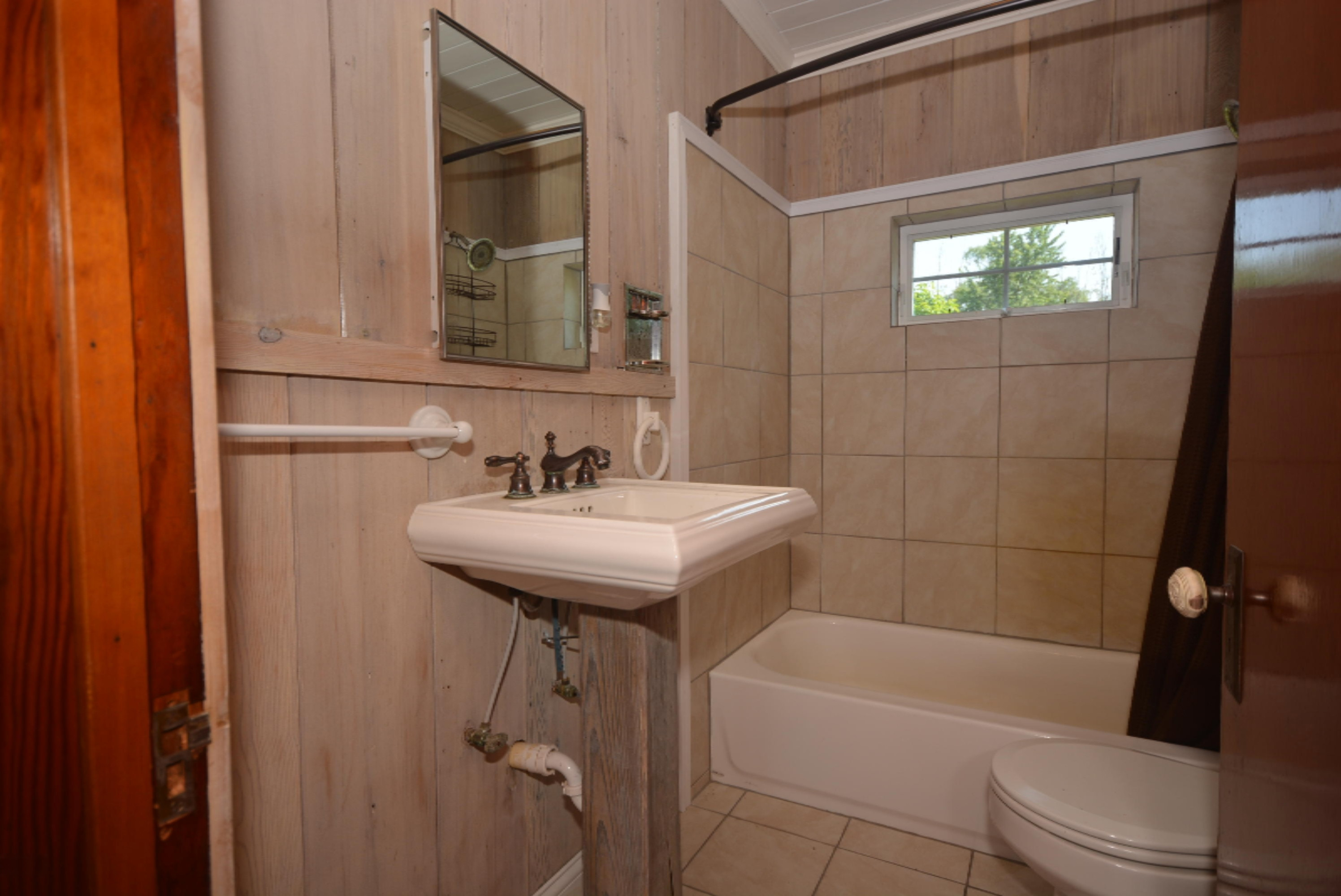 4351 Anderson Road Albion, MI 49224 - Photo 42 of 54 DSC_0254