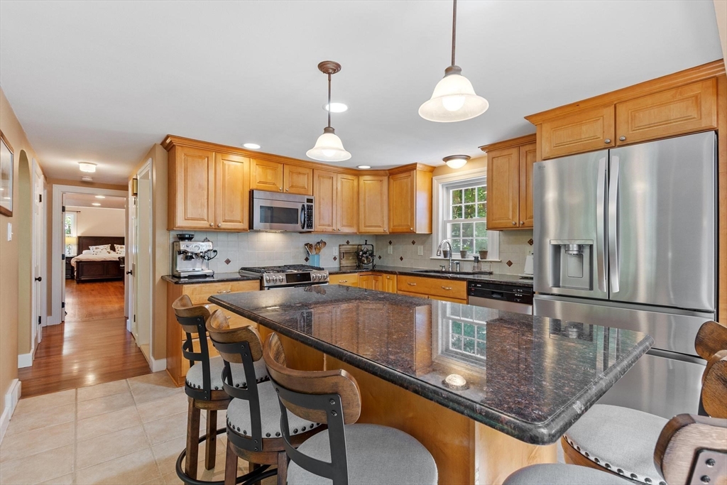 6 Whitcomb Avenue Littleton, MA 01460 - Photo 12 of 41 Gallery Image 12