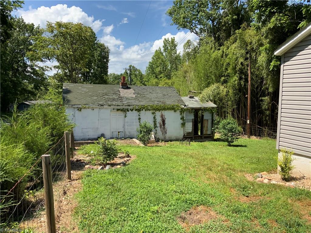 241 Dan River Road Madison, NC 27025 - Photo 13 of 30 Concrete Block Storage