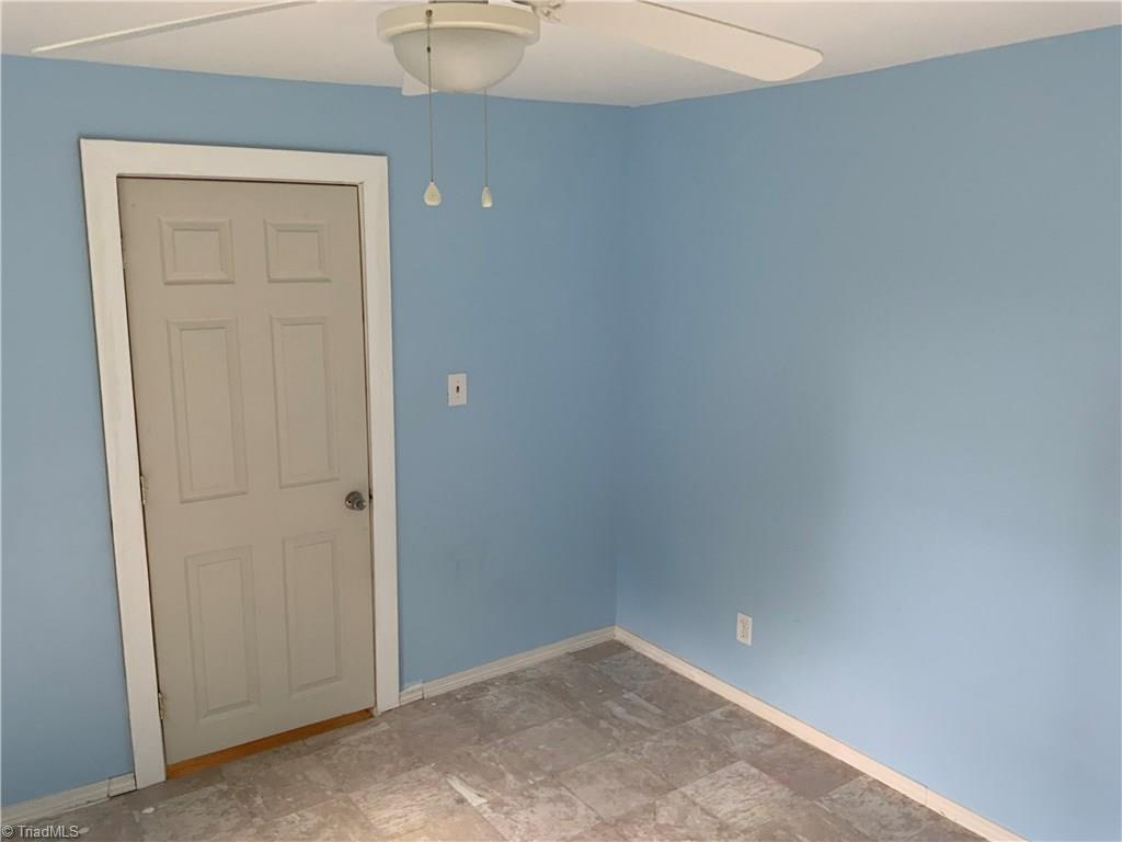 241 Dan River Road Madison, NC 27025 - Photo 9 of 30 2nd Bedroom