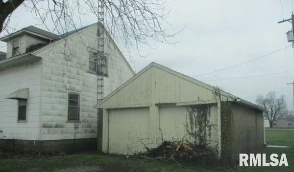 $29,900 | 116 North Griffin Street, Macomb, IL 61455