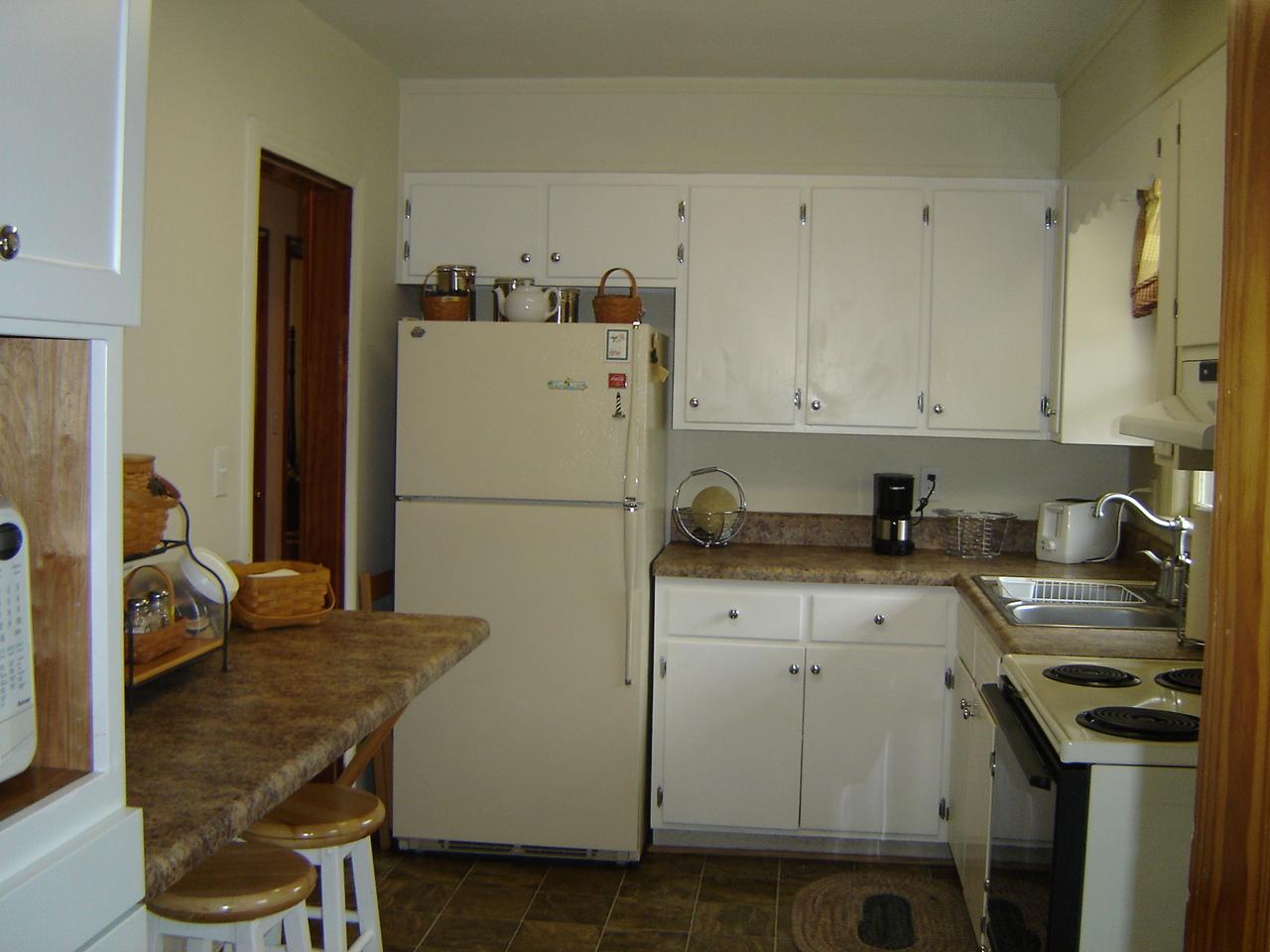5303 Darby Road Roanoke, VA 24012 - Photo 19 of 28 Kitchen