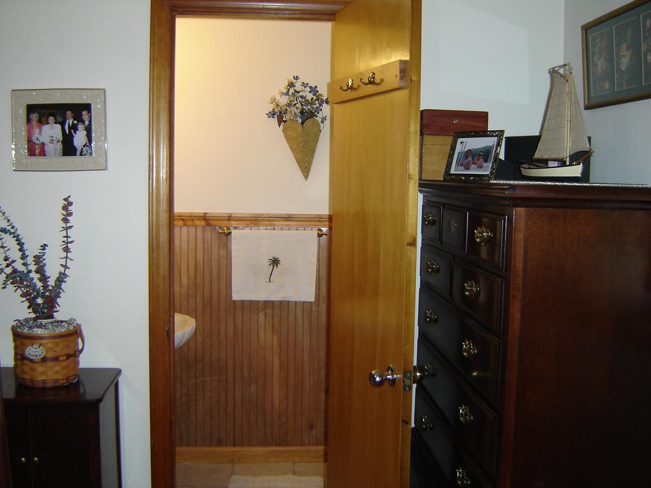 5303 Darby Road Roanoke, VA 24012 - Photo 23 of 28 Half Bath from Bedroom
