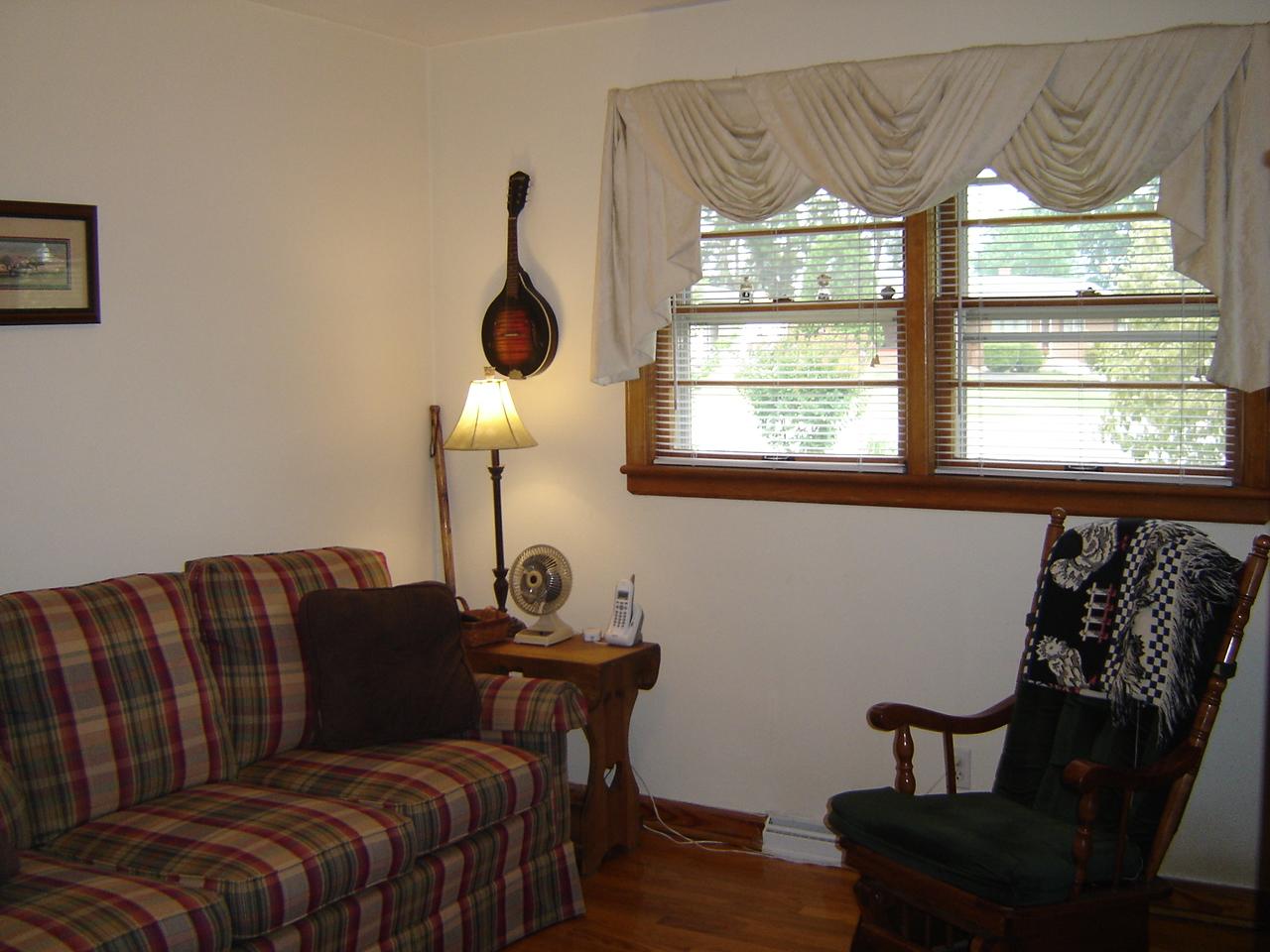 5303 Darby Road Roanoke, VA 24012 - Photo 25 of 28 Den