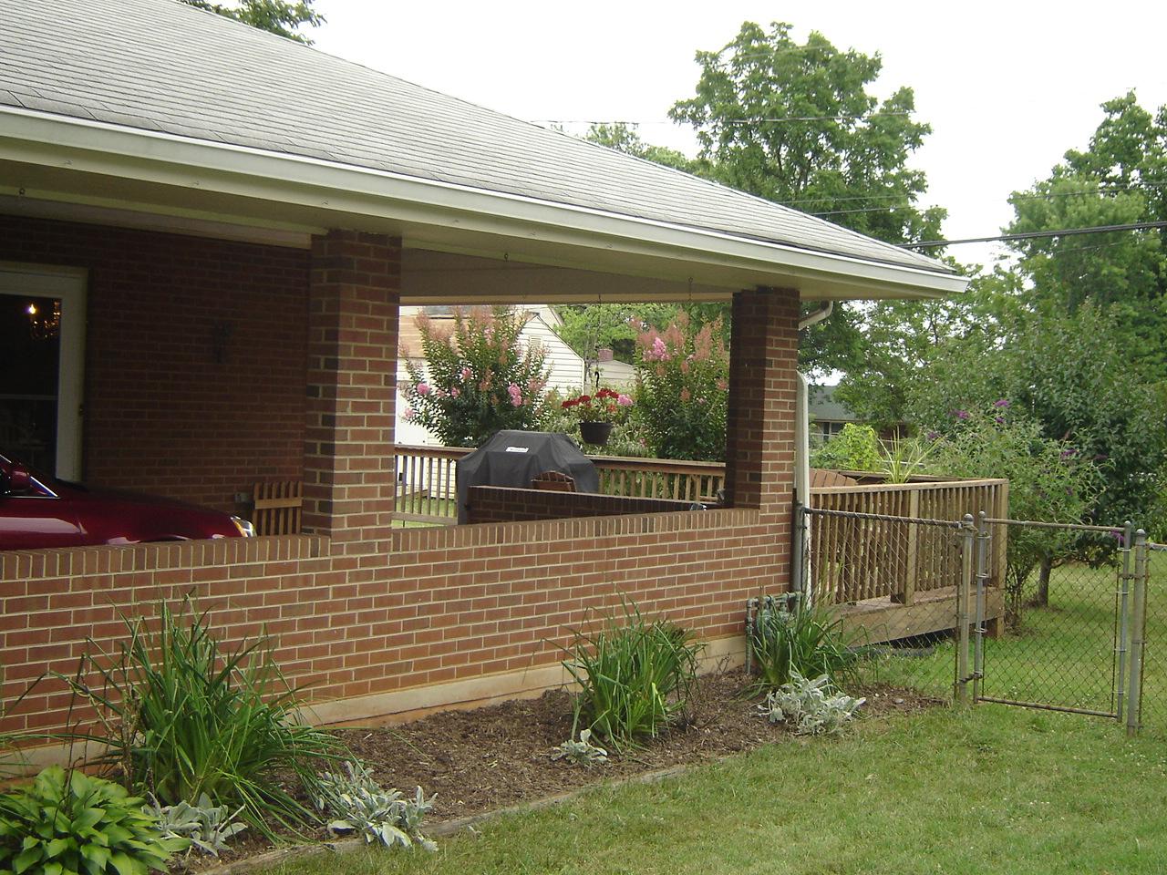5303 Darby Road Roanoke, VA 24012 - Photo 6 of 28 Side View of Carport and Deck