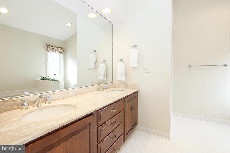 11101 Tara Road Potomac, MD 20854 - Photo 14 of 20 Master Bath En Suite