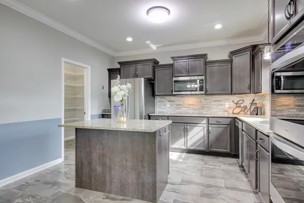 $385,000 | 1028 Spicer Drive, Clarksville, TN 37042
