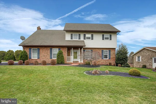 $425,000 | 19 Obsidian Drive, Chambersburg, PA 17202