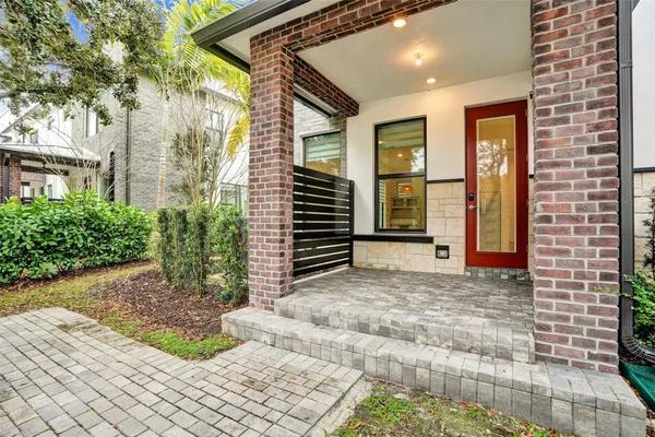 $4,000 | 8355 Northwest 7th Place, Plantation, FL 33324