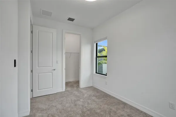 $4,000 | 8355 Northwest 7th Place, Plantation, FL 33324