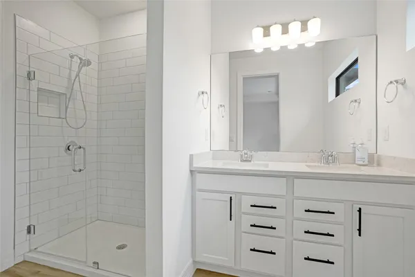 $4,000 | 8355 Northwest 7th Place, Plantation, FL 33324