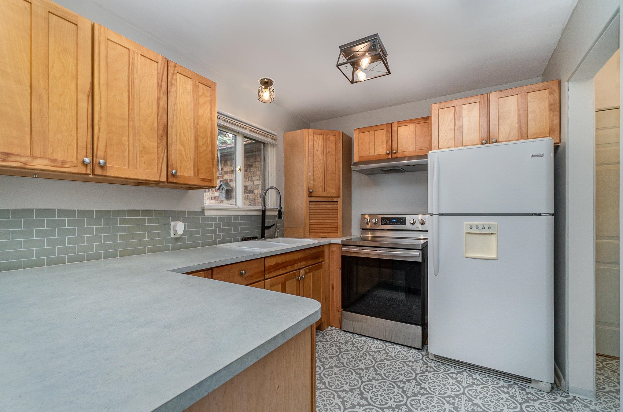 985 Falkirk Road Alma, MI 48801 - Photo 8 of 27 Gallery Image 8