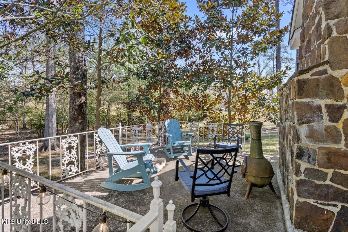 1548 North 7th Avenue Laurel, MS 39440 - Photo 39 of 62 39-Side Patio