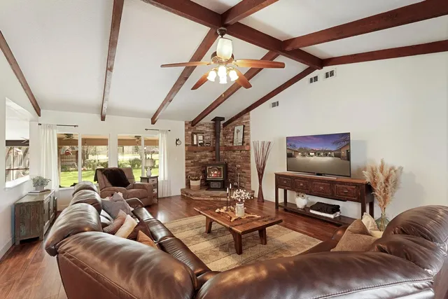 $1,220,000 | 210 Melissa Way, Valley Springs, CA 95252