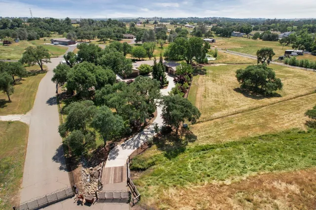 $1,220,000 | 210 Melissa Way, Valley Springs, CA 95252