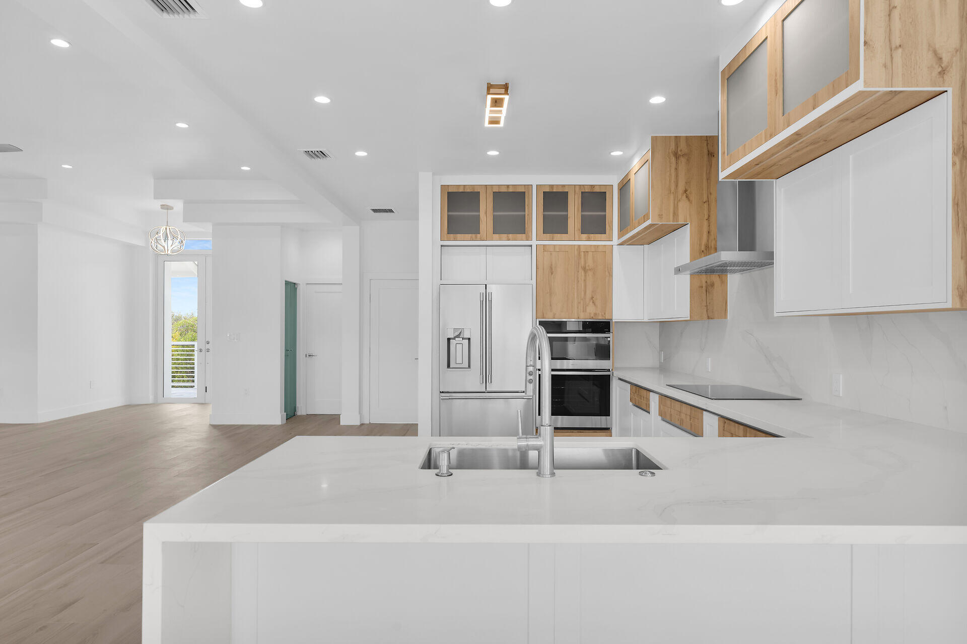 1508 Shaw Drive Key Largo, FL 33037 - Photo 17 of 68 a living room with stainless steel appliances kitchen island granite countertop a sink and cabinets