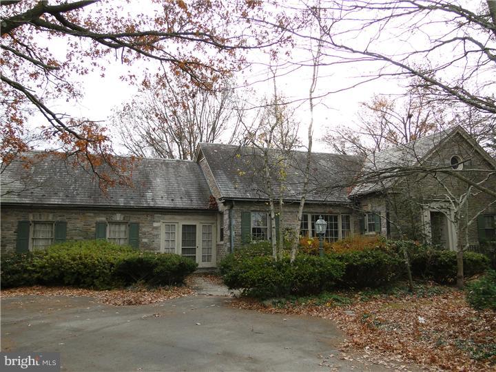 2305 Hillcrest Road Quakertown, PA 18951 - Photo 1 of 20 Gallery Image 1