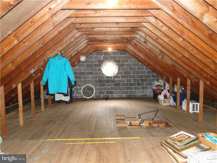 2305 Hillcrest Road Quakertown, PA 18951 - Photo 15 of 20 Gallery Image 15
