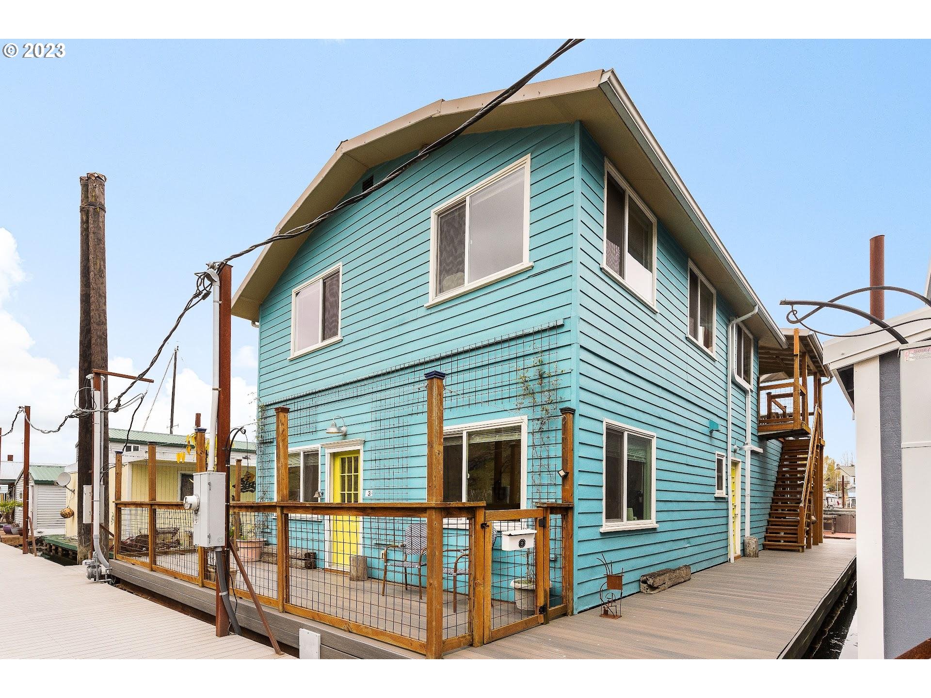429 North Bridgeton Road, Unit 3 Portland, OR 97217 - Photo 1 of 34 Gallery Image 1