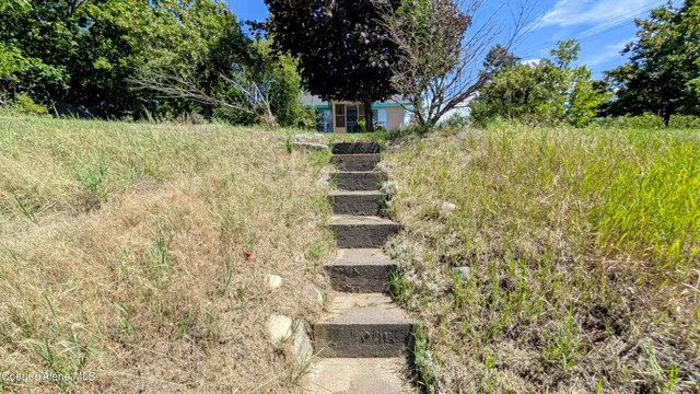 $328,000 | 6577 Comanche Street, Bonners Ferry, ID 83805