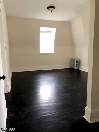 $1,800 | 227 East 3rd Avenue, Unit 3, Roselle, NJ 07203