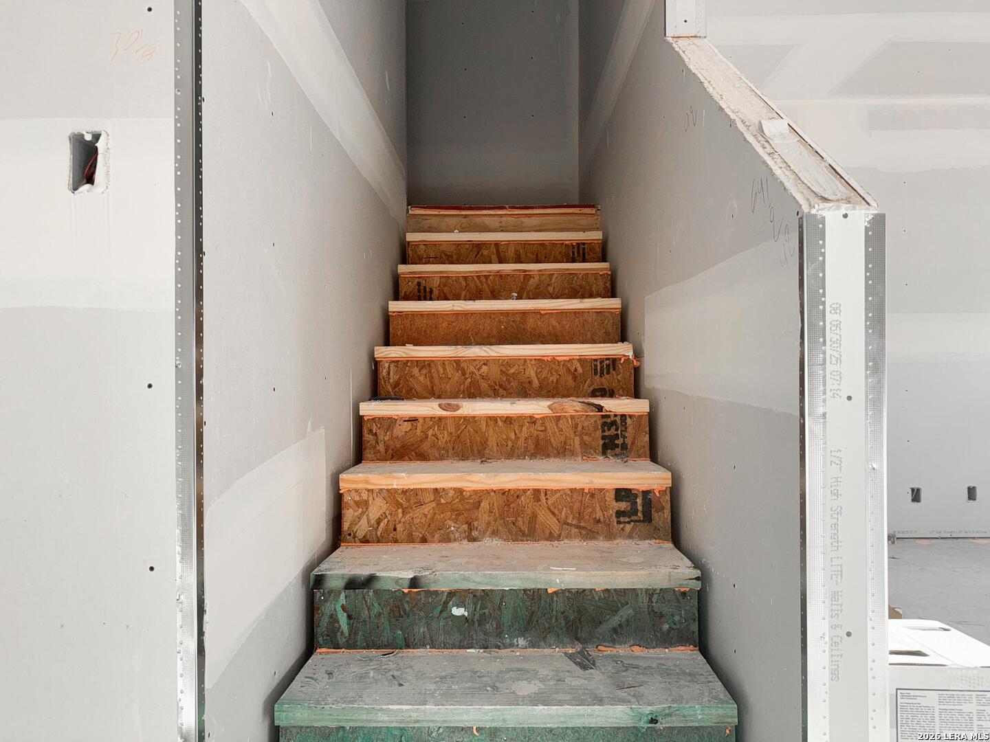 129 Yale Street Seguin, TX 78155 - Photo 22 of 45 a view of entryway