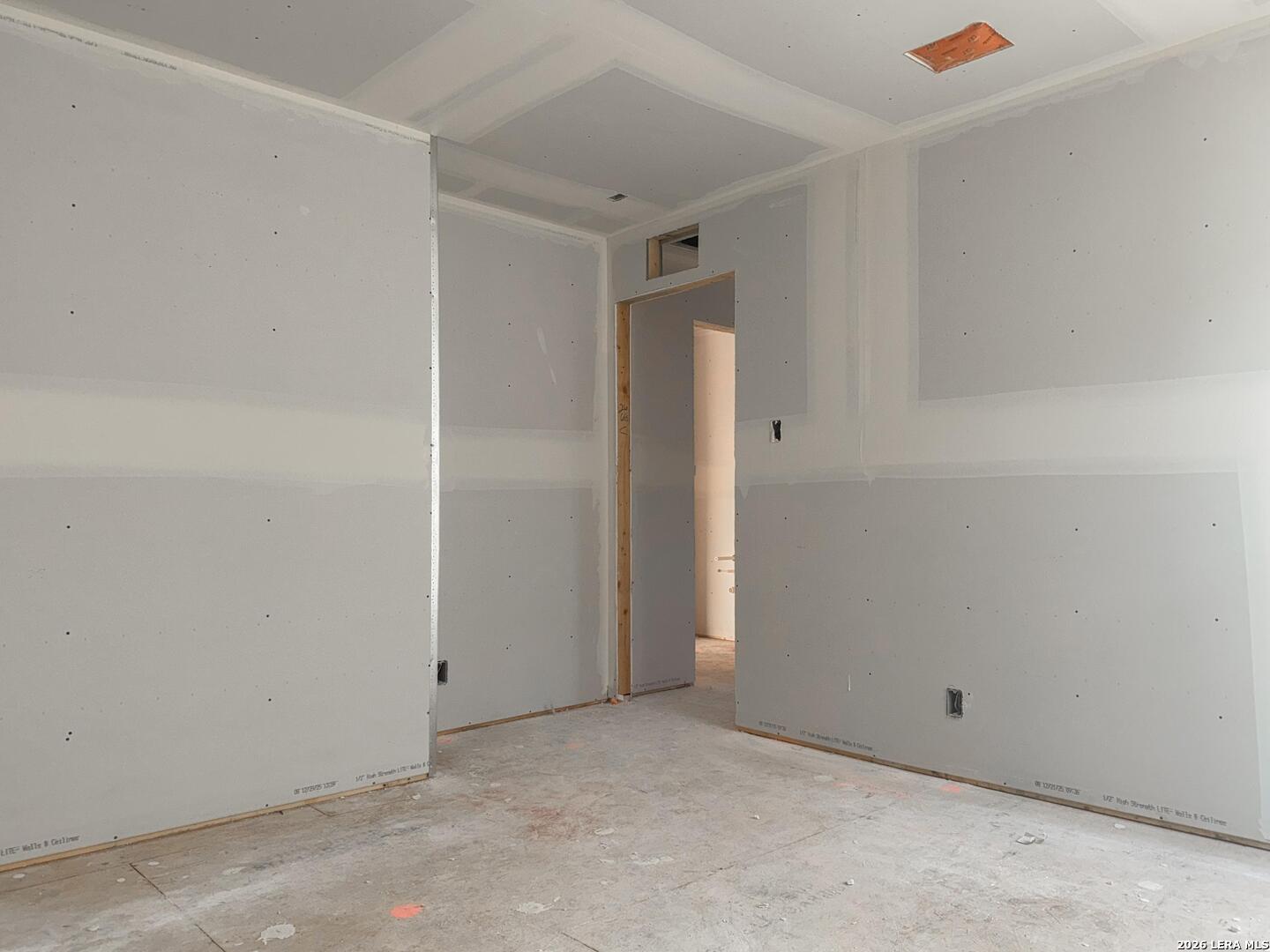 129 Yale Street Seguin, TX 78155 - Photo 27 of 45 a view of an empty room