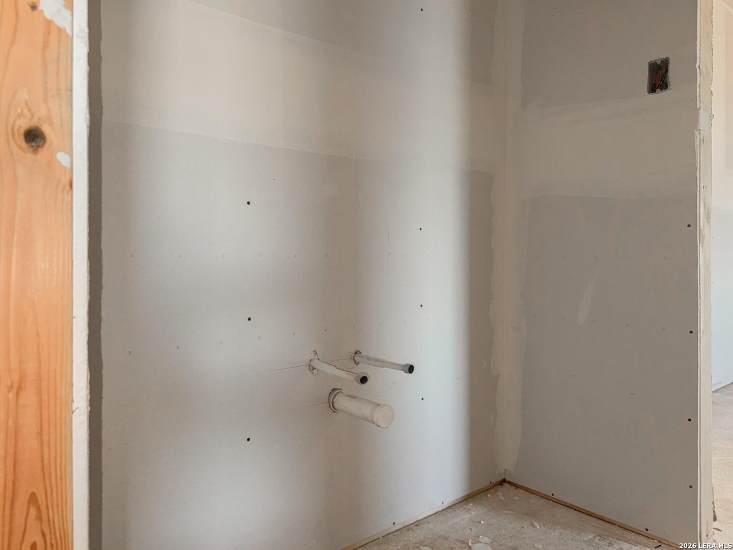 129 Yale Street Seguin, TX 78155 - Photo 32 of 45 a view of a room