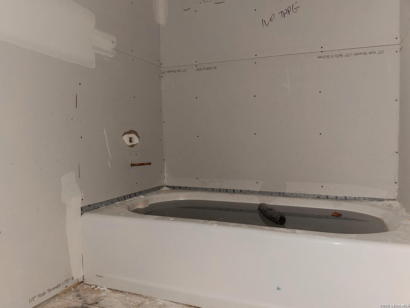 129 Yale Street Seguin, TX 78155 - Photo 33 of 45 a view of a utility room