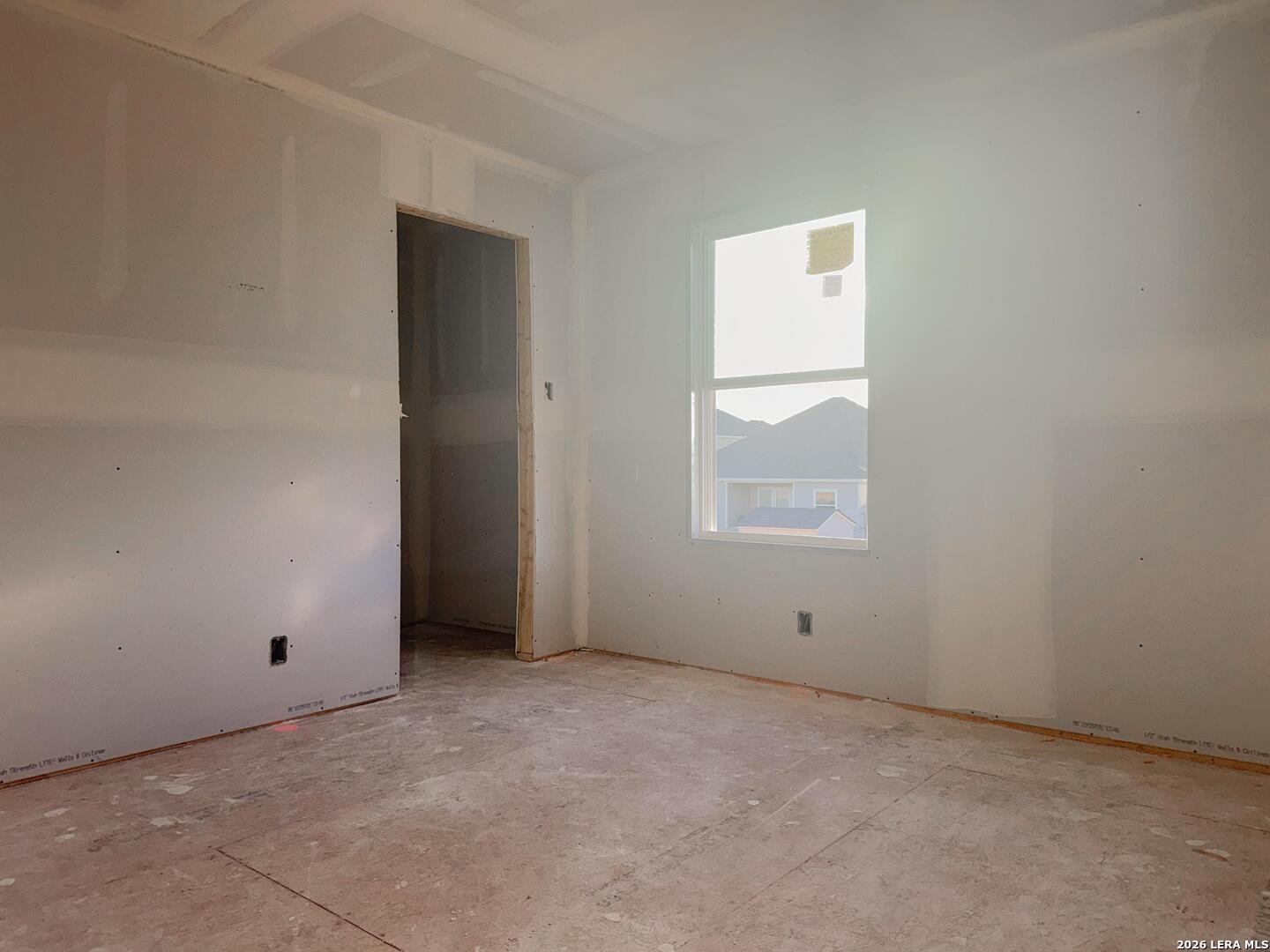 129 Yale Street Seguin, TX 78155 - Photo 36 of 45 an empty room with a window