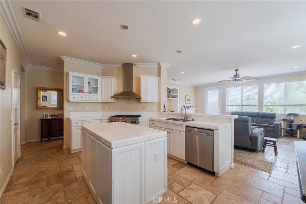 25326 Grandfir Court Corona, CA 92883 - Photo 16 of 44