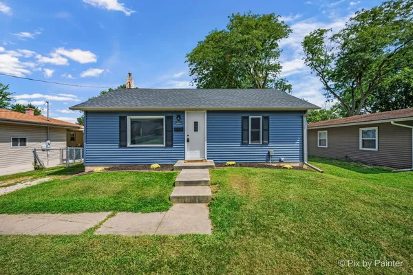 $144,900 | 711 10th Avenue, Rock Falls, IL 61071