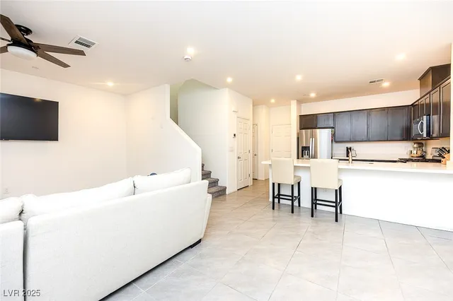 $2,000 | 1155 Tektite Avenue, Henderson, NV 89011