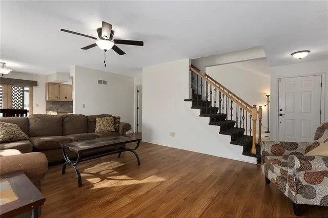 $279,000 | 9614 Northeast Cherry Court, Kansas City, MO 64155