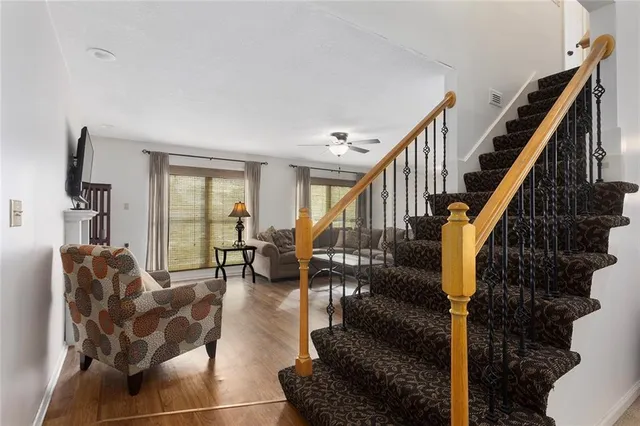 $279,000 | 9614 Northeast Cherry Court, Kansas City, MO 64155