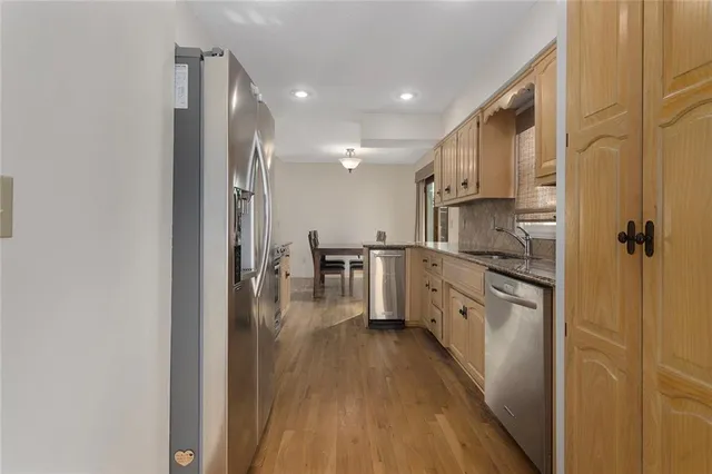 $279,000 | 9614 Northeast Cherry Court, Kansas City, MO 64155