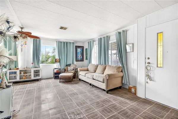 $65,000 | 881 North Lake Street, Unit 219, Hemet, CA 92544