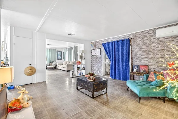 $65,000 | 881 North Lake Street, Unit 219, Hemet, CA 92544